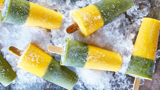 Paletas de Leche de Coco y Té Verde